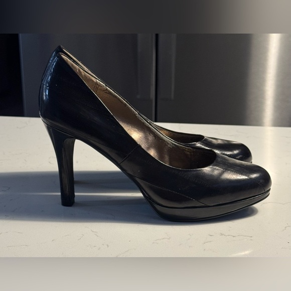Moda Spana Black Round Toe Platform Pumps – Size 8M - Picture 7 of 9